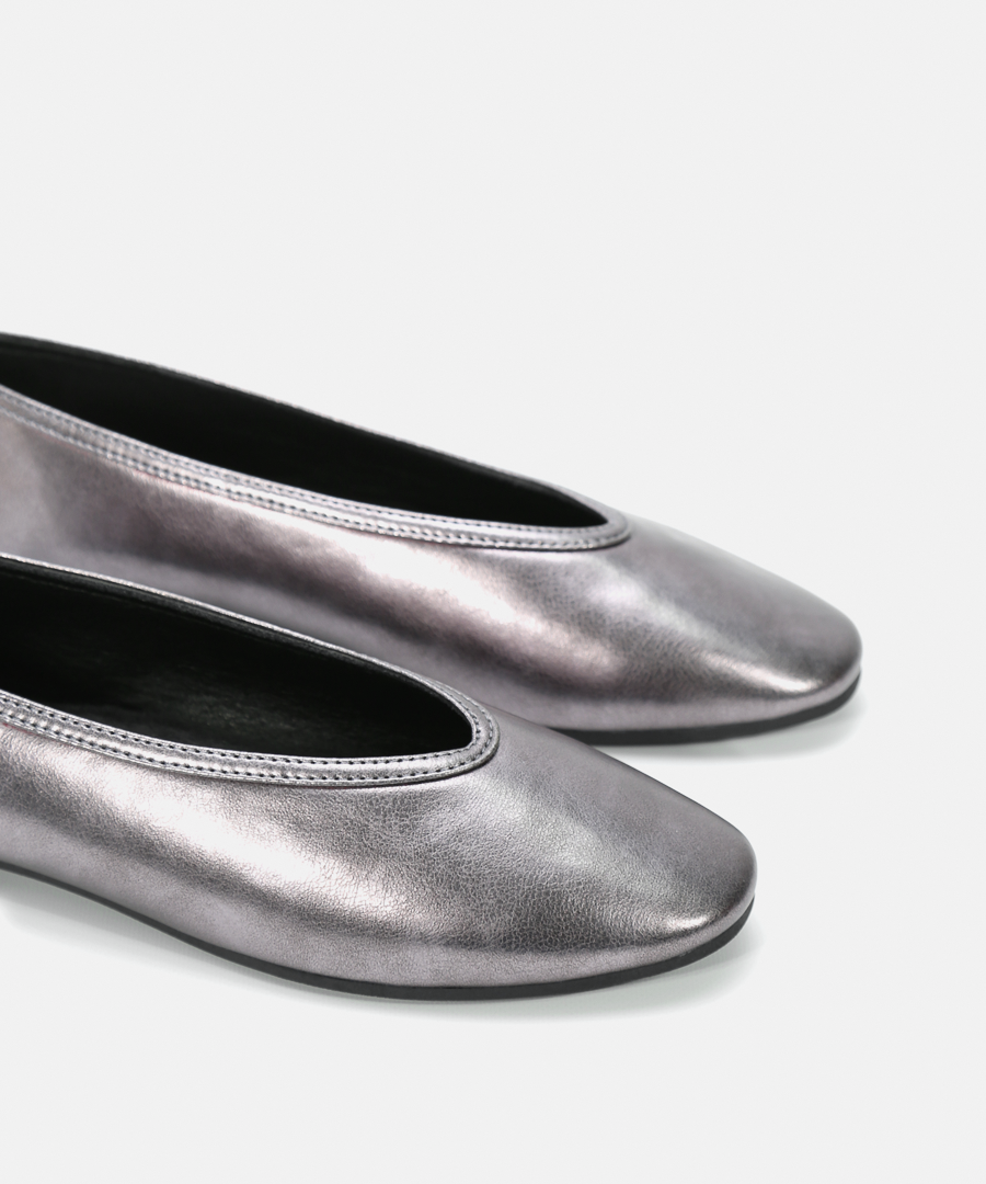 Bailarinas escote pico image number null